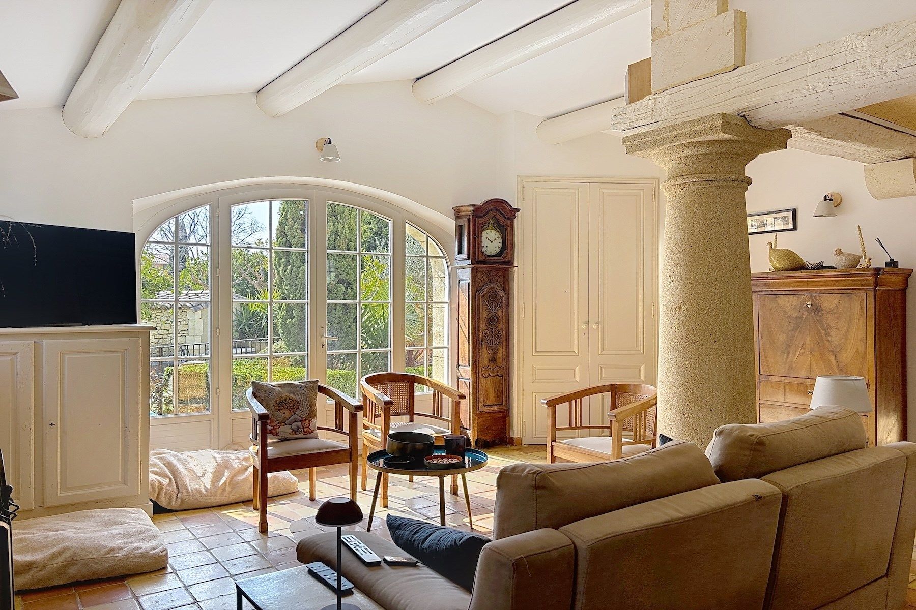 provencal house 5 Rooms for sale on UZES (30700)