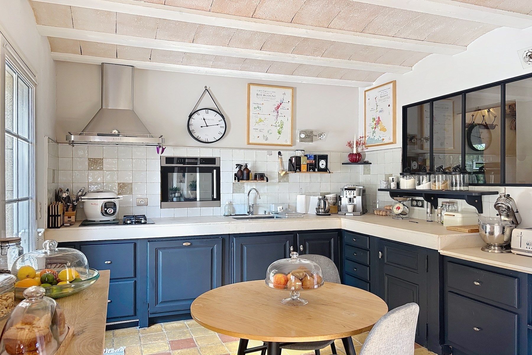 provencal house 5 Rooms for sale on UZES (30700)