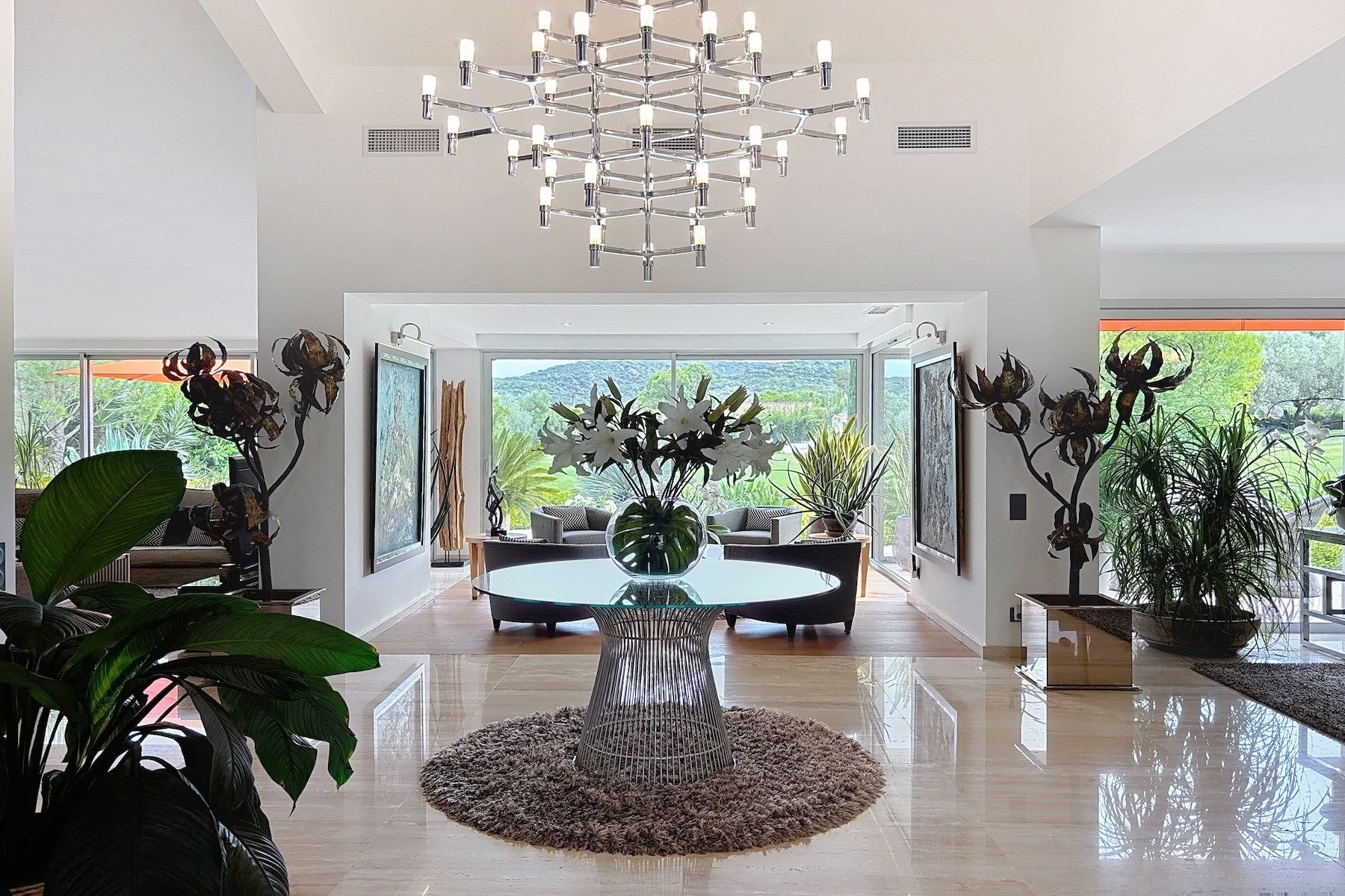 property 8 Rooms for sale on UZES (30700)