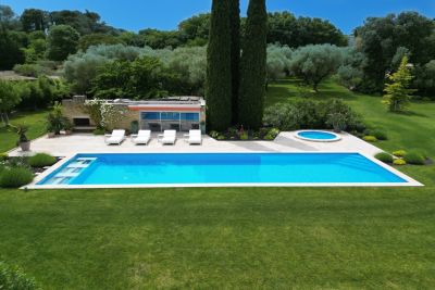Vente Propriété Uzès 8&nbsp;Pièces 520&nbsp;m²