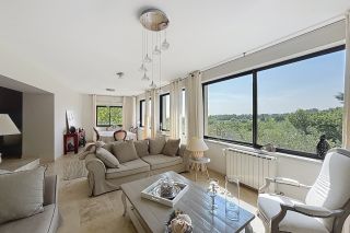 house 26 Rooms for sale on BARJAC (30430)