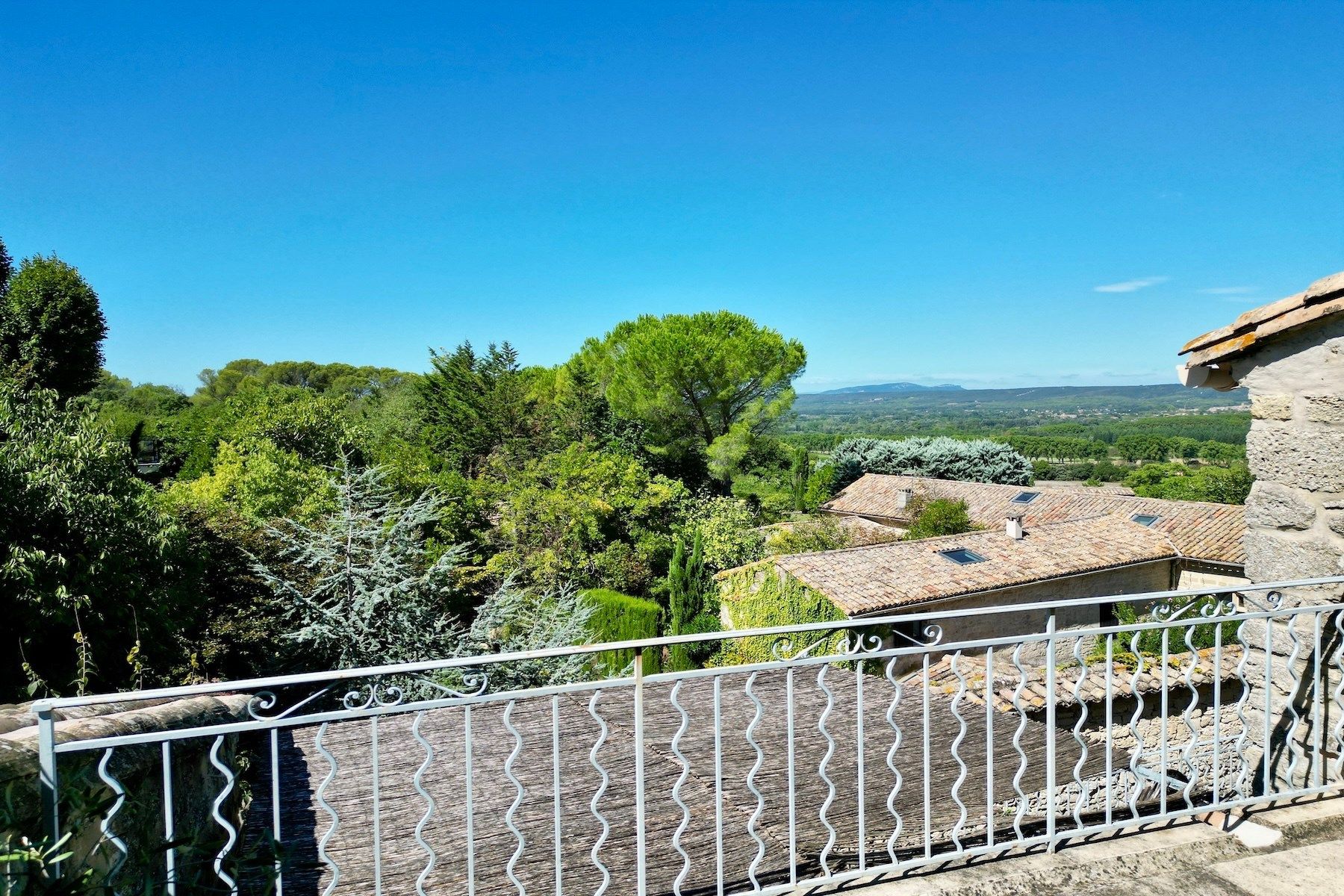 maison 9 Pièces en vente sur UZES (30700)