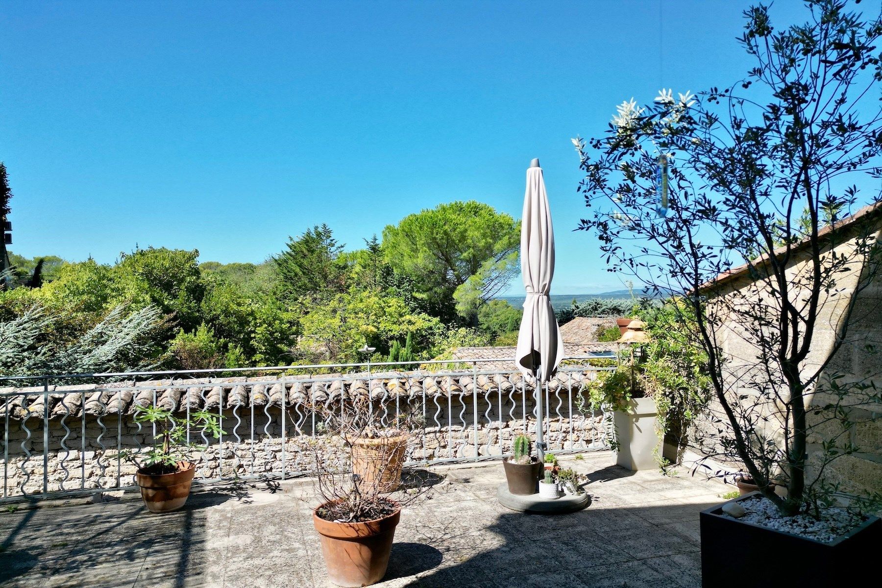 maison 9 Pièces en vente sur UZES (30700)