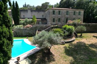 mas 11 Pièces en vente sur UZES (30700)