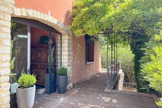 house 10 Rooms for sale on VILLENEUVE LES AVIGNON (30400)