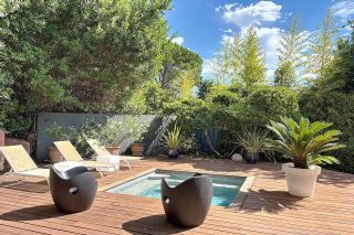 house 10 Rooms for sale on VILLENEUVE LES AVIGNON (30400)