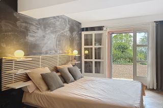 house 10 Rooms for sale on VILLENEUVE LES AVIGNON (30400)