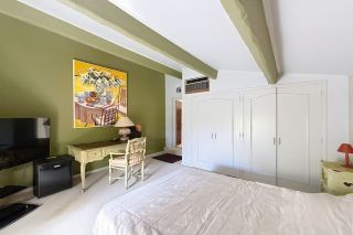 house 10 Rooms for sale on VILLENEUVE LES AVIGNON (30400)