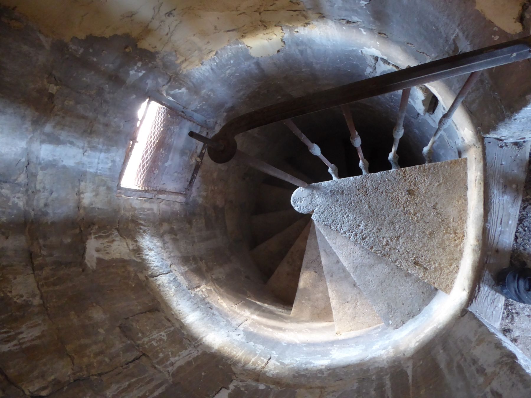 apartment 1 room for sale on UZES (30700)