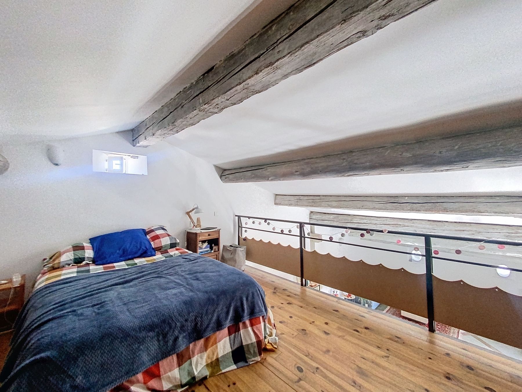 apartment 2 Rooms for sale on UZES (30700)