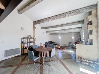 apartment 2 Rooms for sale on UZES (30700)