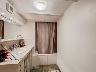 apartment 2 Rooms for sale on UZES (30700)