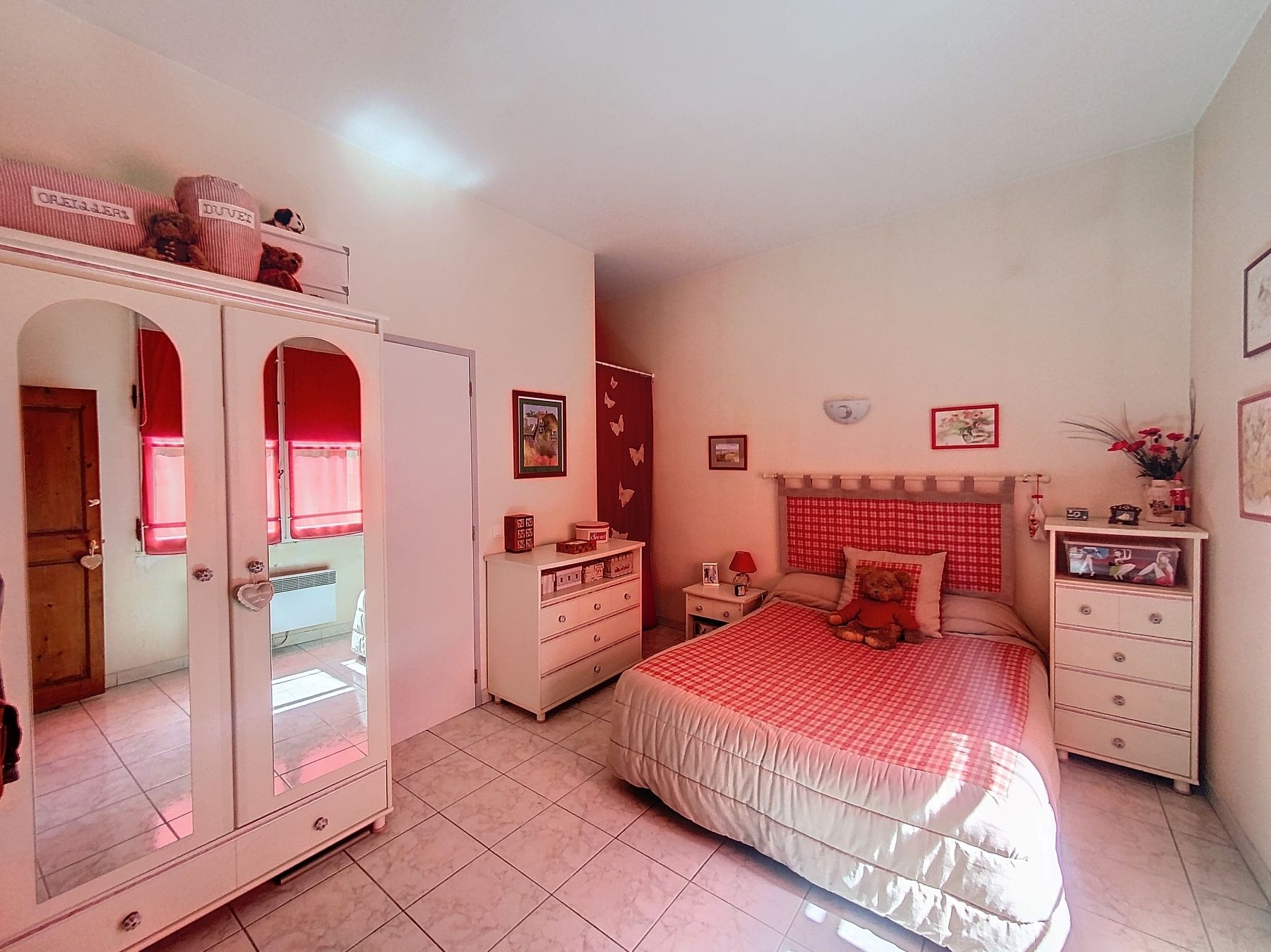 apartment 2 Rooms for sale on UZES (30700)