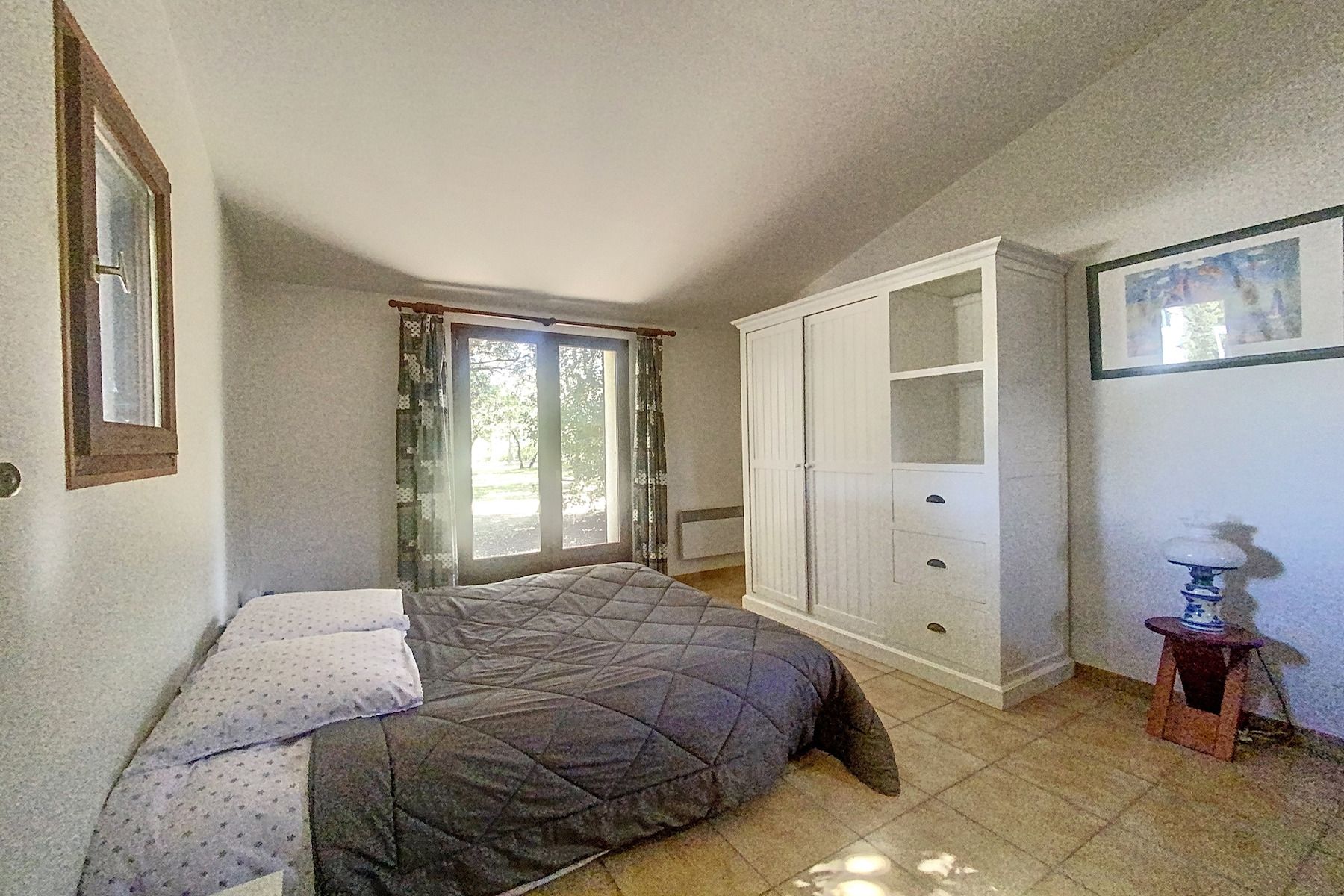 house 6 Rooms for sale on UZES (30700)