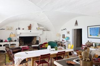 property 10 Rooms for sale on UZES (30700)