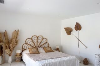 house 5 Rooms for sale on COLLIAS (30210)