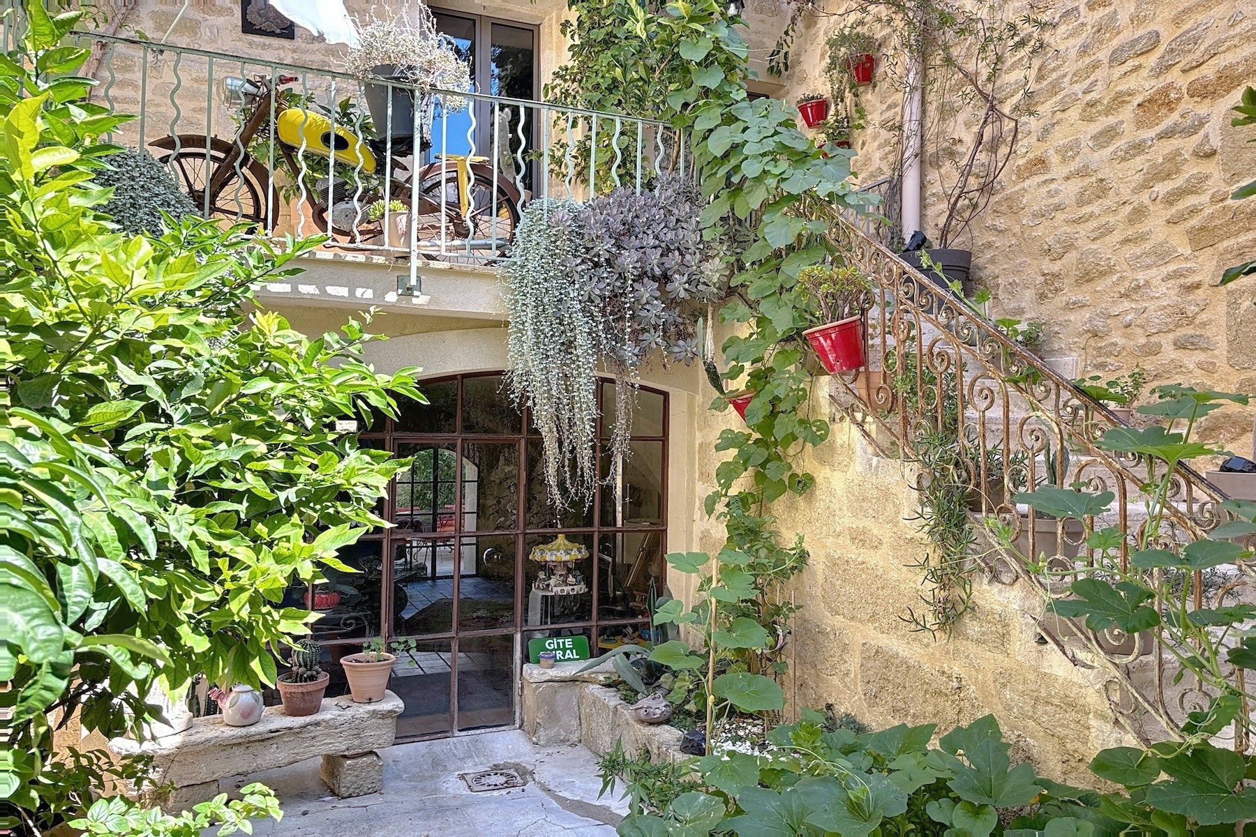 maison 9 Pièces en vente sur AUBAIS (30250)