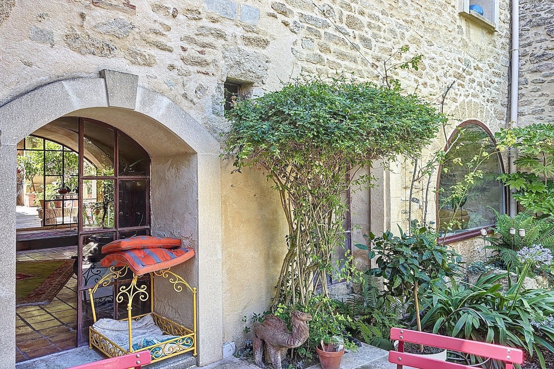 maison 9 Pièces en vente sur AUBAIS (30250)