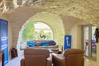 maison 9 Pièces en vente sur AUBAIS (30250)