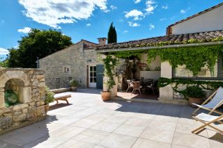 maison 6 Pièces en vente sur LUSSAN (30580)
