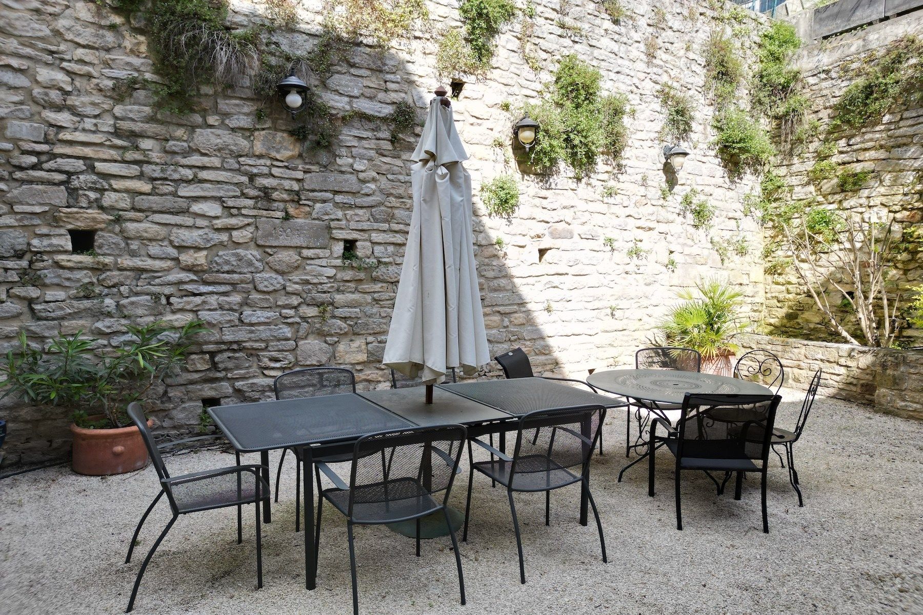 maison 8 Pièces en vente sur BARJAC (30430)