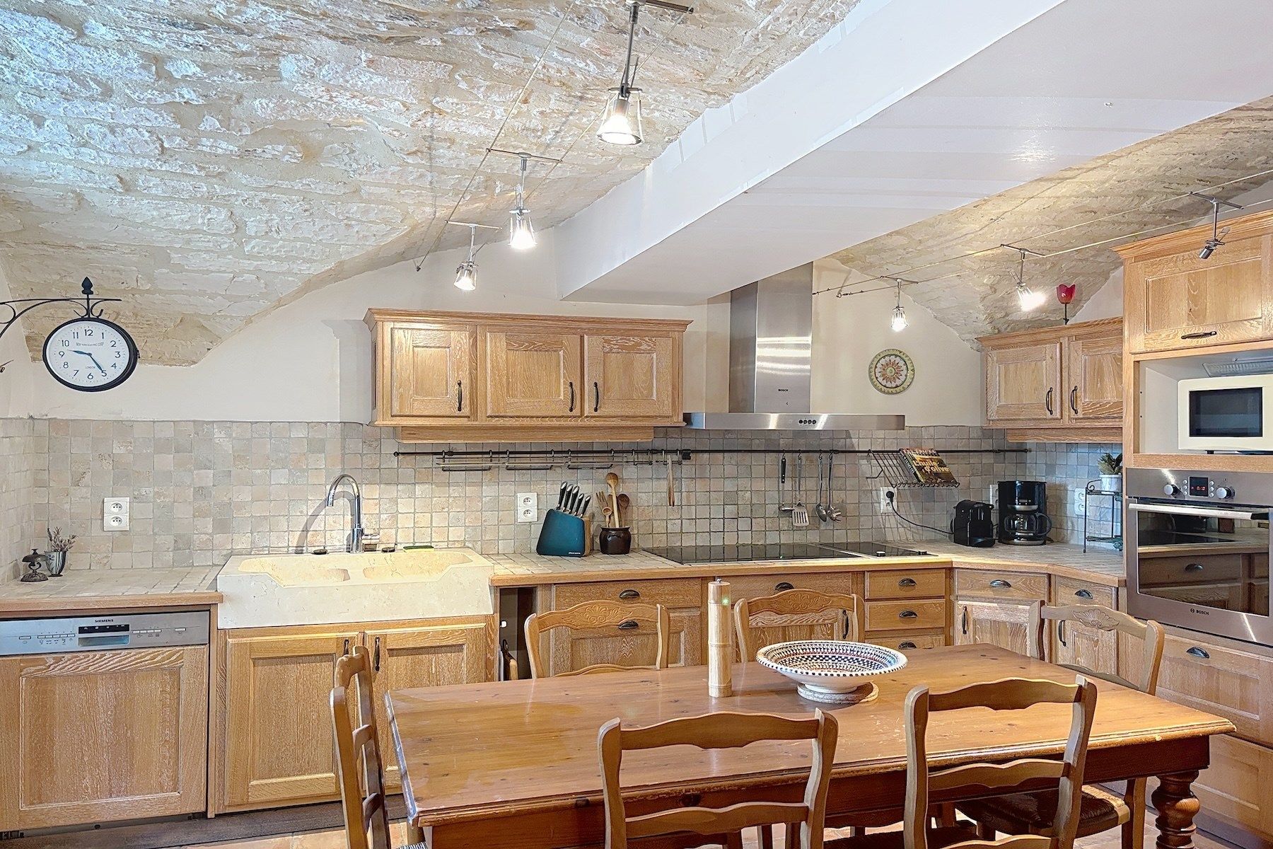 maison 8 Pièces en vente sur BARJAC (30430)