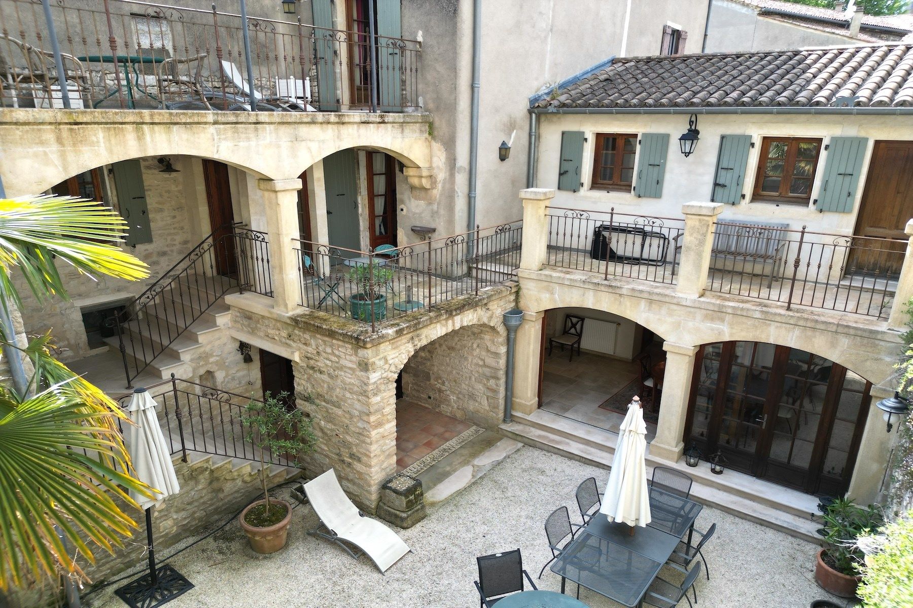 maison 8 Pièces en vente sur BARJAC (30430)