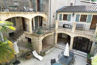 house 8 Rooms for sale on BARJAC (30430)