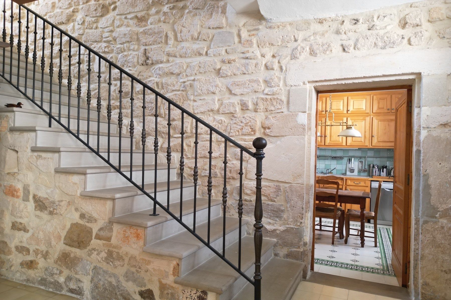 maison 8 Pièces en vente sur BARJAC (30430)