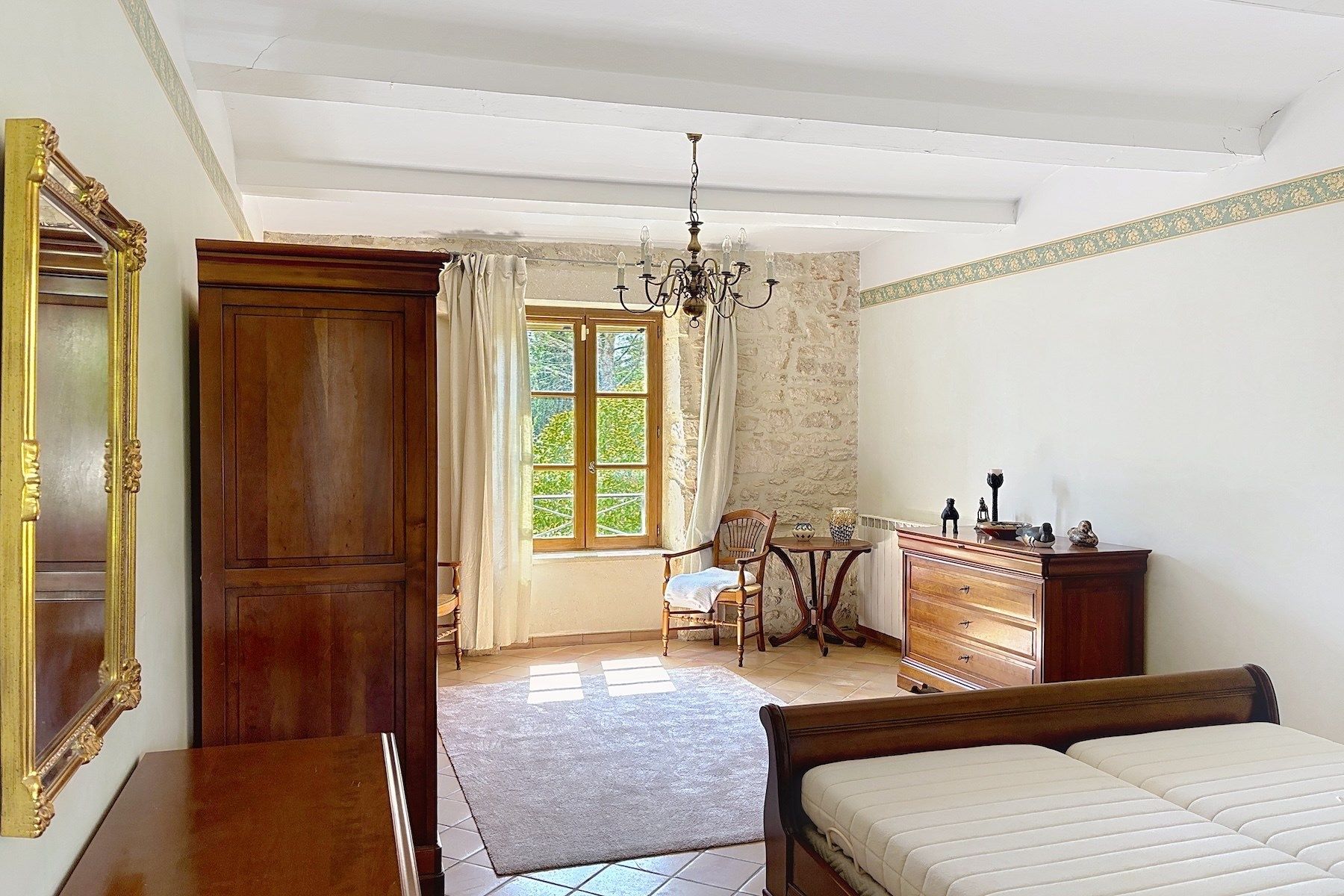 maison 8 Pièces en vente sur BARJAC (30430)