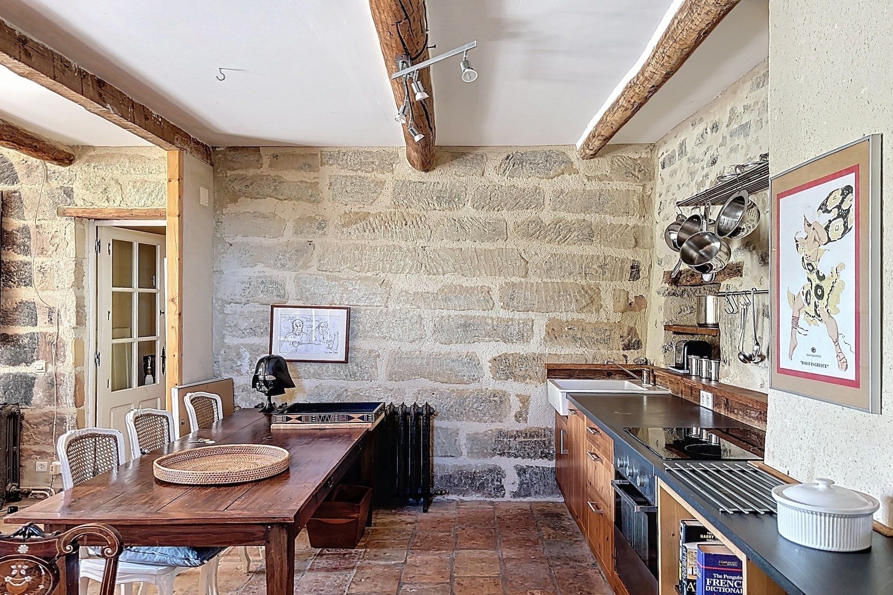 house 12 Rooms for sale on UZES (30700)