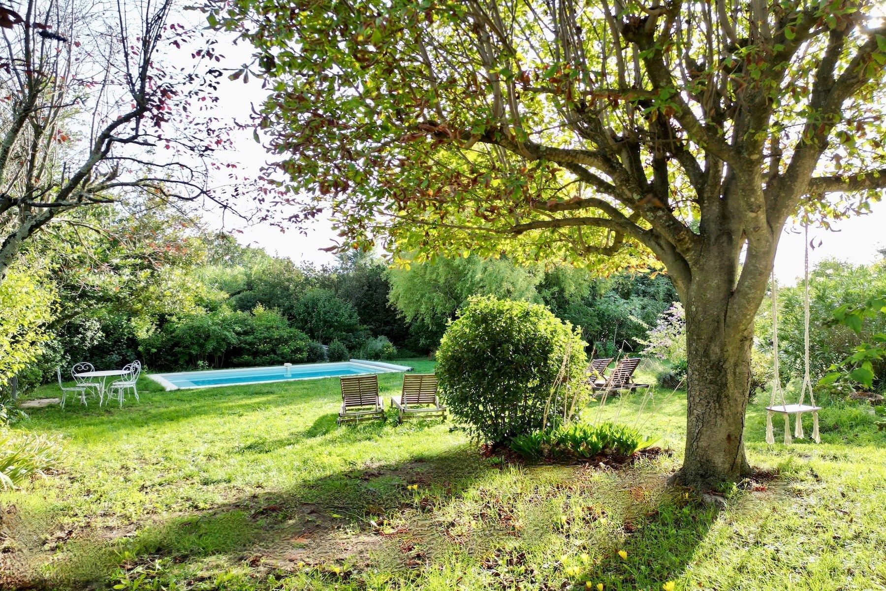 house 7 Rooms for sale on UZES (30700)