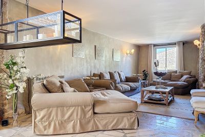 maison 5 Pièces en vente sur ST MICHEL D EUZET (30200) Vente Maison Saint-Michel-d'Euzet 5 Pièces 239 m²