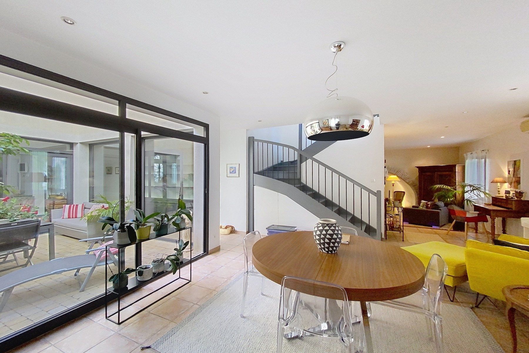 maison de ville 5 Pièces en vente sur NIMES (30000)