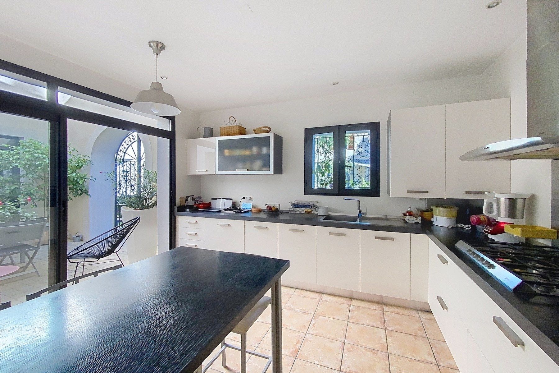 maison de ville 5 Pièces en vente sur NIMES (30000)