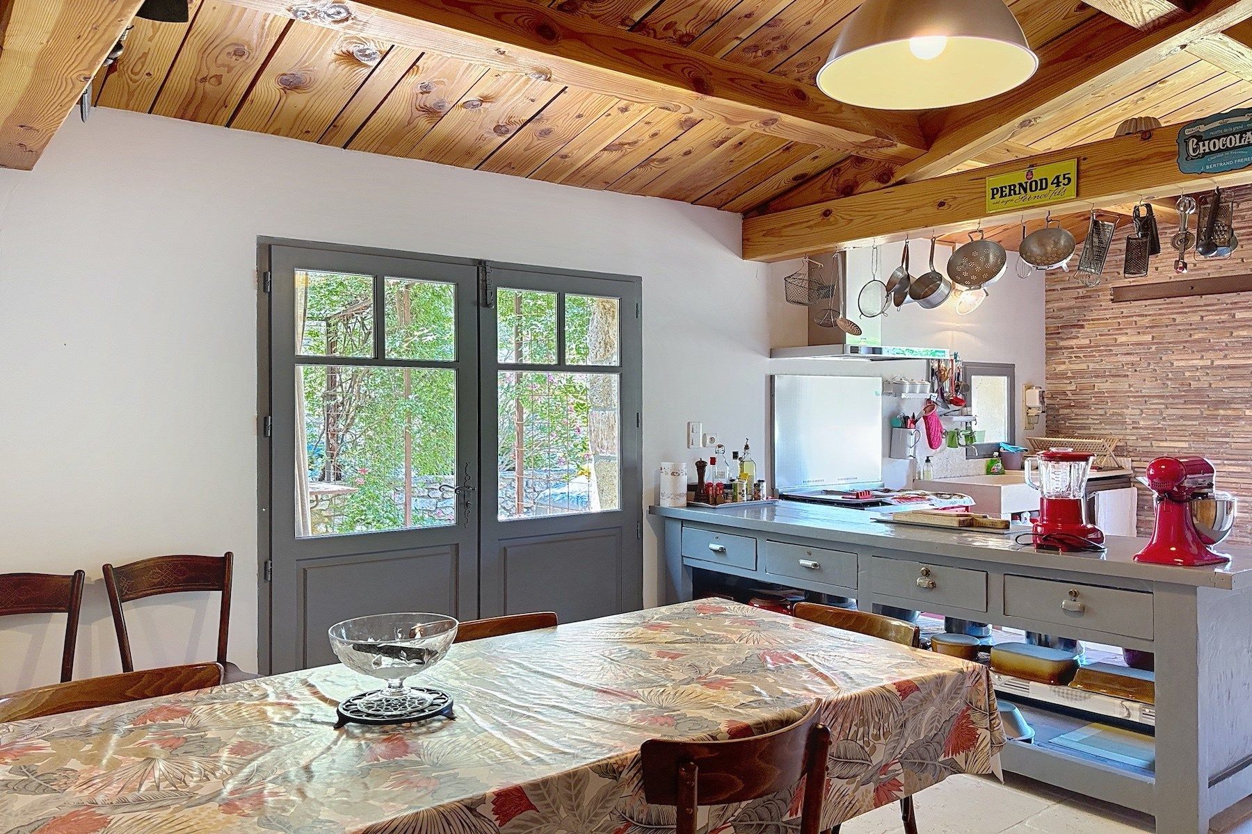 house 11 Rooms for sale on UZES (30700)