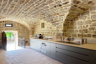 château 15 Pièces en vente sur VALLON PONT D ARC (07150)