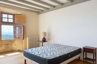 château 15 Pièces en vente sur VALLON PONT D ARC (07150)