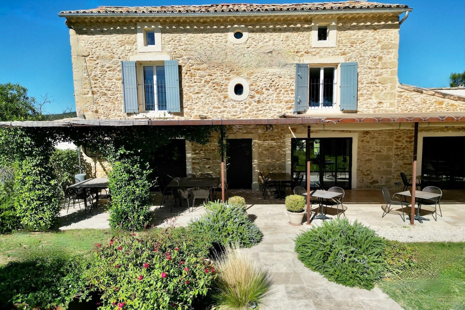 maison 7 Pièces en vente sur UZES (30700)