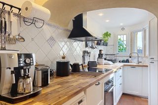 house 7 Rooms for sale on SANILHAC SAGRIES (30700)