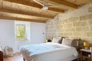 house 7 Rooms for sale on SANILHAC SAGRIES (30700)