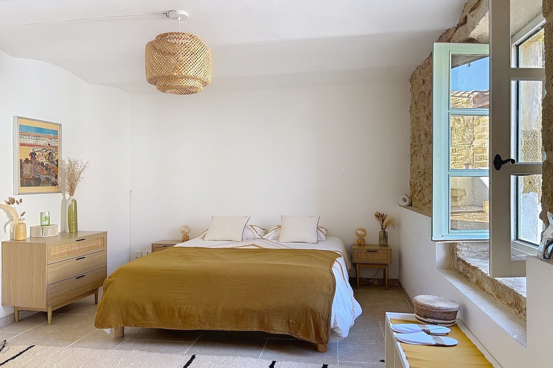 maison 14 Pièces en vente sur AIGUES VIVES (30670)