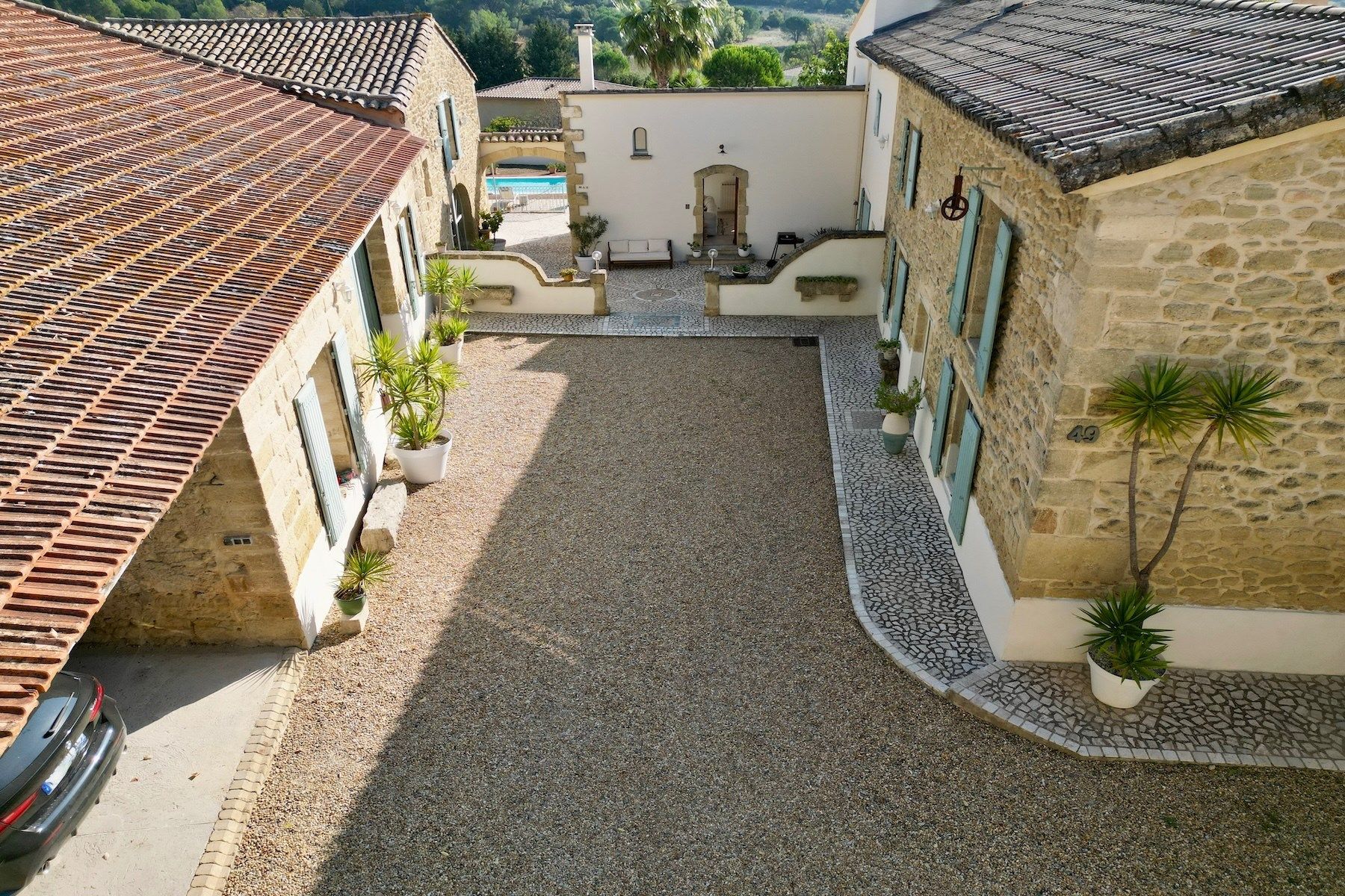 maison 14 Pièces en vente sur AIGUES VIVES (30670)