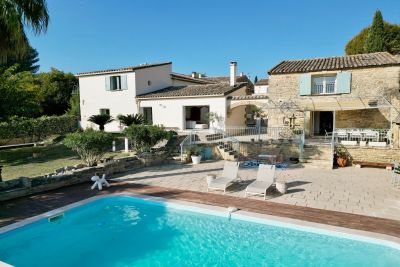 Vente Maison Aigues-Vives 14 Pièces 400 m²