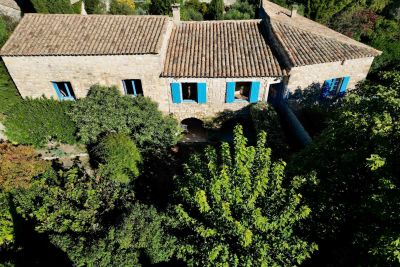 Vente Maison Uzès 9 Pièces 259 m²