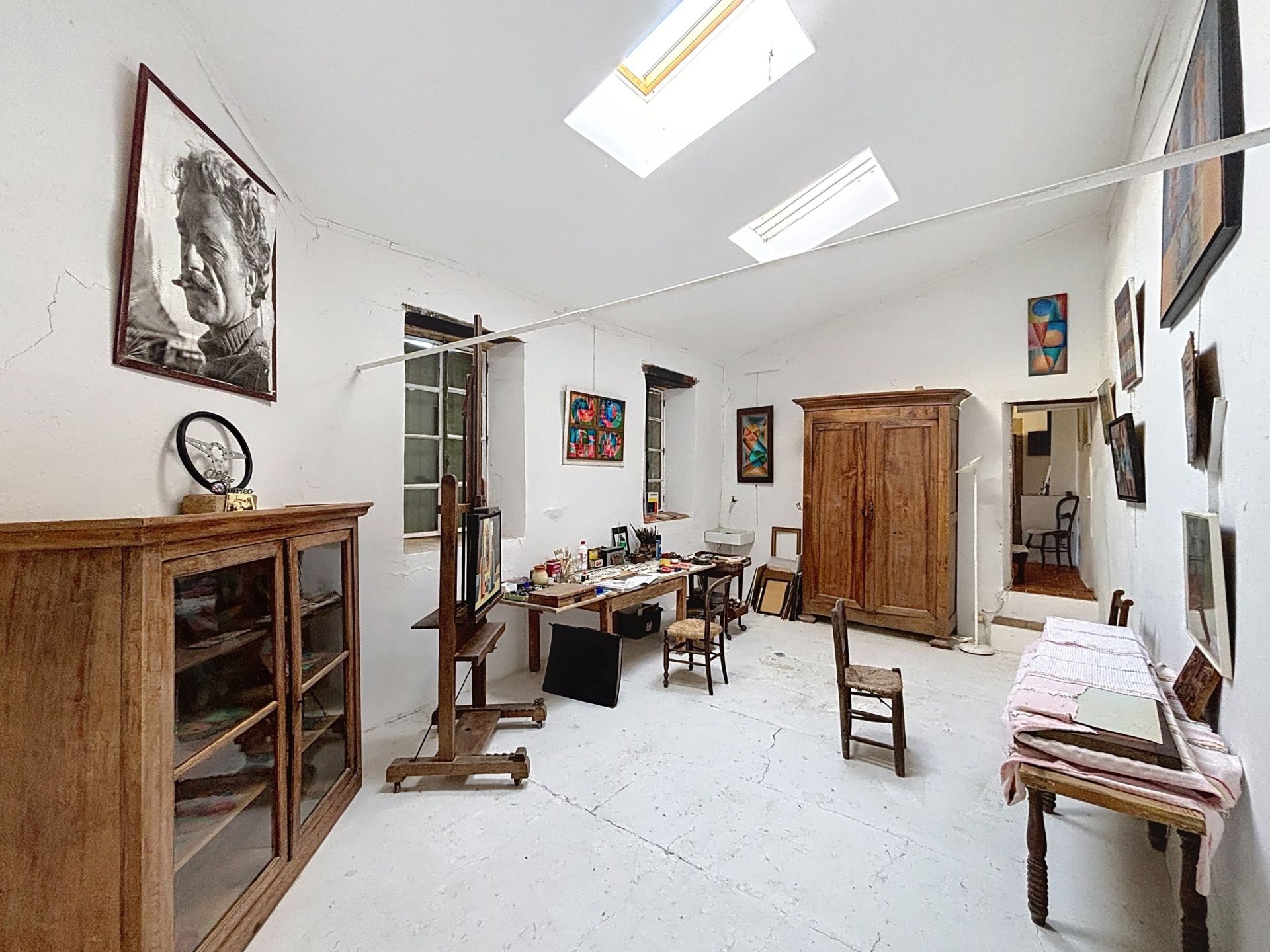 bâtisse à rénover 10 Pièces en vente sur UZES (30700)