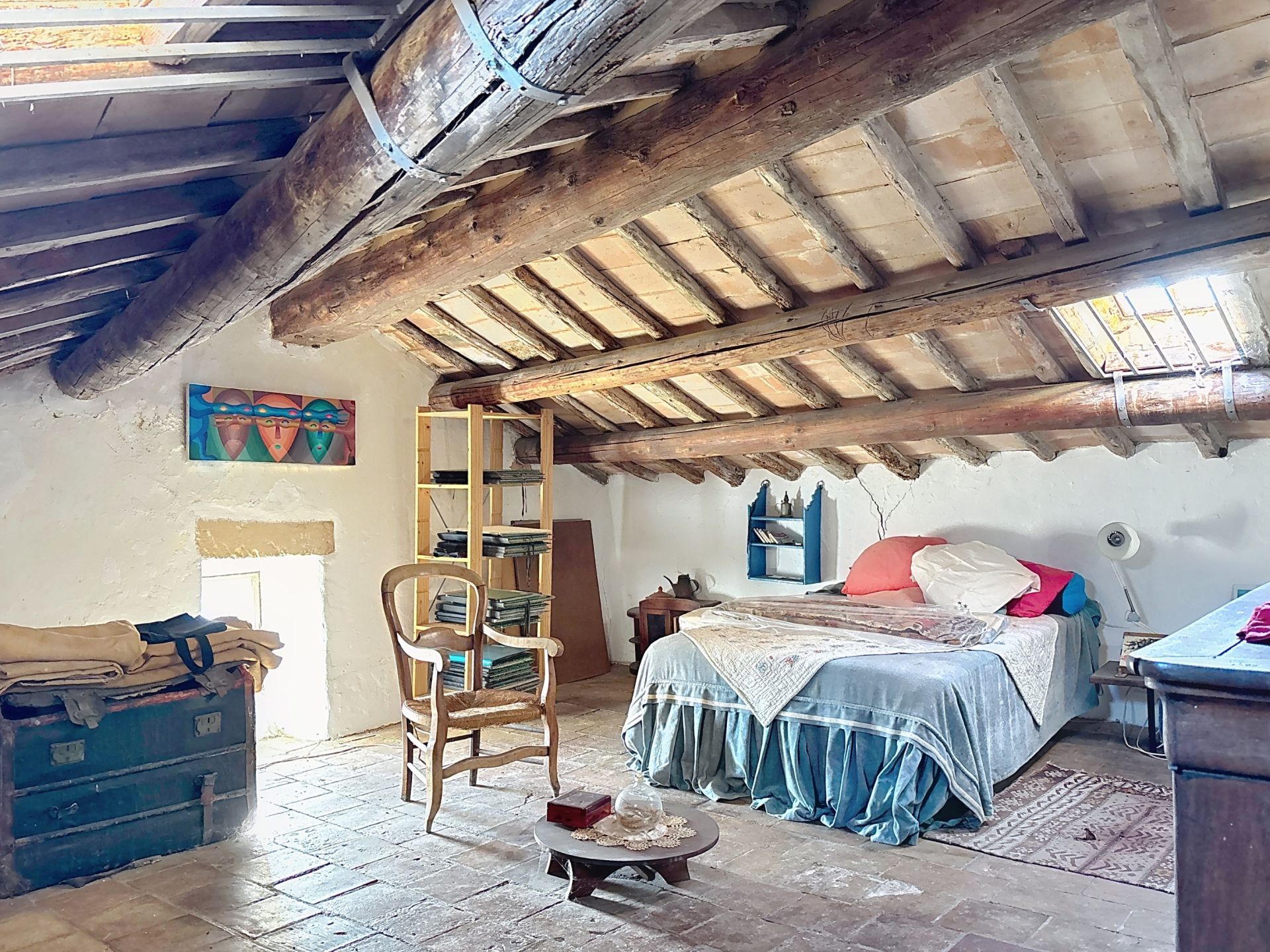 bâtisse à rénover 10 Pièces en vente sur UZES (30700)