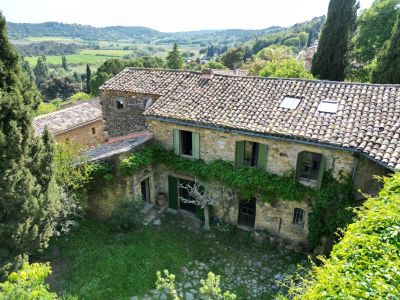 Sale Construction to be renovated Uzès 10 Rooms 440 m²