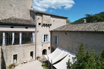 Vente Château Barjac 12&nbsp;Pièces 650&nbsp;m²