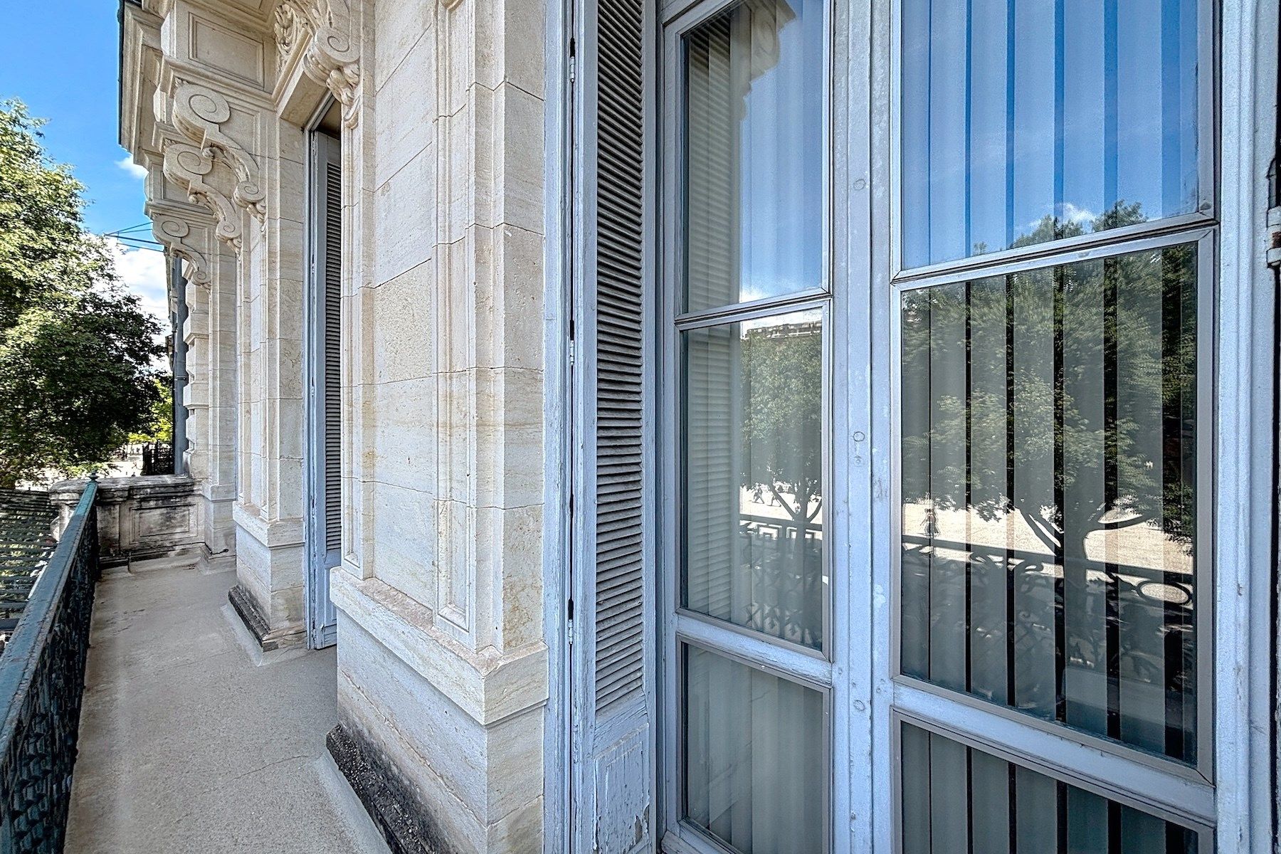 appartement 8 Pièces en vente sur NIMES (30000)